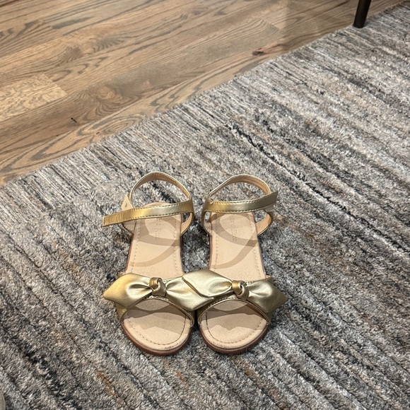 felix and Flora Other - Cat & Jack Metallic Gold Kids Sandals